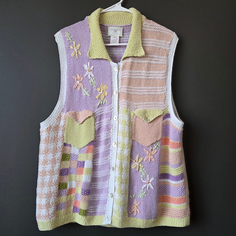 Vintage 1997 Susan Bristol Hand Knit Embroidered Floral Vest XL‎ Pastel Cottage
